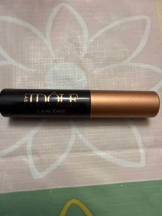 Mascara Samples Set - Picture 6 of 9